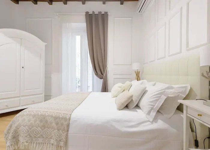 Navona Apartment